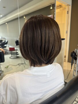 シャンプーボーイエイムス(SHAMPOO BOY aims) 大人ショートボブ