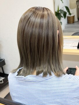 トト 船橋店(toto.) ☆暗めカラーデザインカラーグランマッシュショートボブ[船橋]