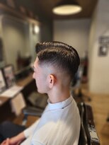 ワンワンオー バーバーショップ 長浜店(@110 BARBER SHOP) サイドパート・フェード