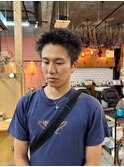 スパイキーボックスショートメンズ刈り上げ外国人風眉毛カット