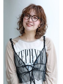 キッカ 千葉店(CHICCA)の写真/【学生50%OFF】カラーパーマトリートメントが、50%OFFでトレンドヘアに☆カットは特別割引で♪千葉駅
