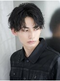 無造作アップバングソフトツイストスパイラルコンマバング