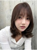 ラベンダーブラウンレイヤーミディアムシースルーバングヘア