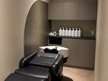 エレノア 川越(Eleanor)の雰囲気(ルフラットシャンプー台で至福なひと時を・・♪※系列店の写真)