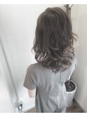ライトグレージュウェーブ