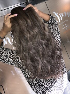 ヴェンティ(ventie) ラベンダーグレージュ