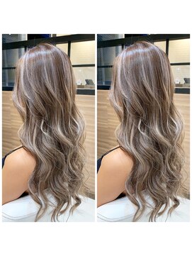 ローレン(Rollen) グレージュカラー、ハイローMIX！