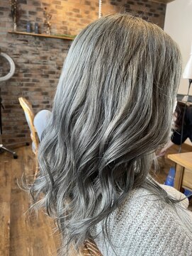 フィル(fil) ハイトーンミディアム