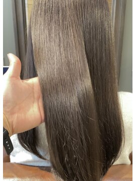 ロアナ 六本木(LOANA ROPPONGI) カーキグレージュ　ロング　ヘアエステ【比嘉翼】