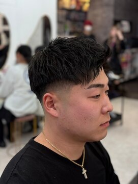 ヴィ 大宮(Vii) ダークアッシュ/カルマパーマ/アッシュブラック[メンズ/大宮]