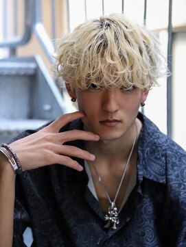 トゥルークリエイション 渋谷(True Creation SHIBUYA) ルードブロンドマッシュウルフ