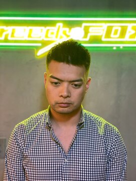 グリーディーフォックス 代々木(Greedy FOX) 波巻き/ハイライト/マッシュパーマ/ウルフ[シェービング]