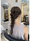２０代３０代お呼ばれパーティーヘアセット