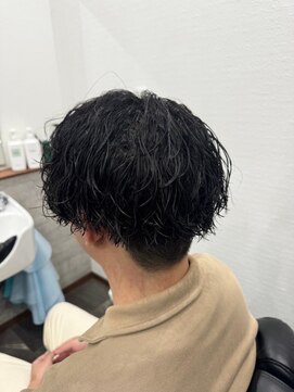 エイト(AITE) ベリーショート/ダークアッシュ/ニュアンスパーマ/韓国マッシュ