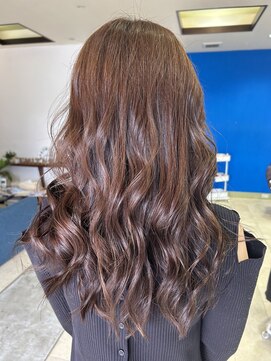 エミタス ヘア リゾート(EMITAS Hair Resort) ウェーブ巻き/マロンベージュ