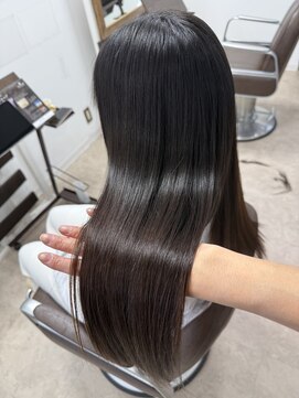 ラヴィリス バイ レム(Raviliss by rem) アルカリ酸熱トリートメント