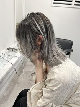 ヴィア 京都烏丸(Via) ブリーチ/バレイヤージュ/ハイライト/白髪ぼかし/髪質改善