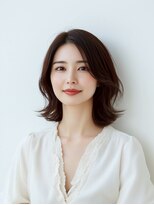 シロ(CiLO)&nbsp;30代/大人ガーリー/似合わせカット/ミディアムレイヤー