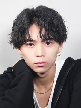 AI TOKYO+Sea MEN'S横浜 MEN'Sパーマ/MEN'Sカット【アイトーキョープラスシーメンズ】 横浜/シャドウパーマ/波巻きスパイラル/センターパート