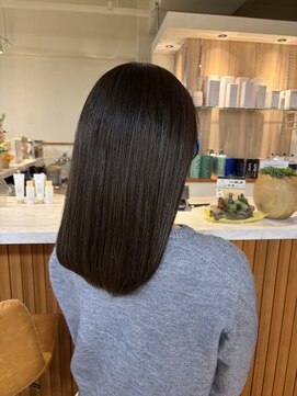 ラナ(LANA) 伸ばしかけスタイル○透け感カラー