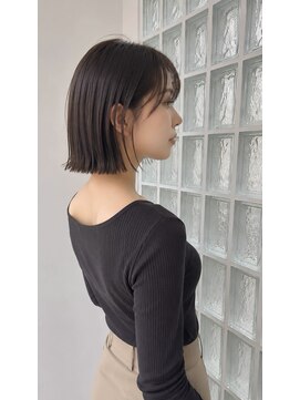 ロイロ(LoiLo) まとまりの良さ◎切りっぱなしボブ【UCHI】