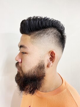 ヘアー アレス(hair ales) 【FADE スタイル】スキンフェード×オールバック