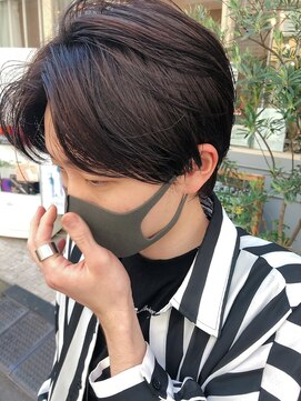 ネオリーブアイム 横浜西口店(Neolive aim) かき上げスリークパーマカルマパーマコンマヘアダウンパーマ横浜