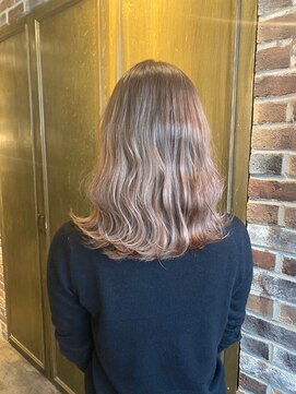 エイミー(Aimee) Aimee 町田　ミルクティーベージュ×波ミディ