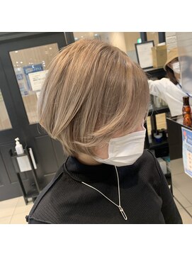 ミューズ 新浦安店(HAIR&NAIL MUSE) ホワイトグレージュ