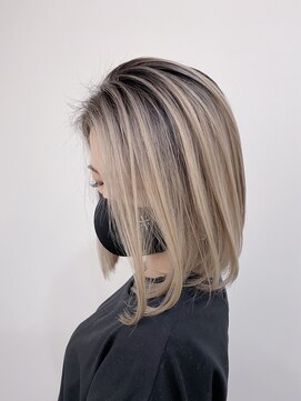 ジゼル(gisele) (小山)シャドールーツ