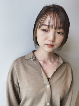 ハルフウェイ(haLfway) イヤリングカラーショートボブ