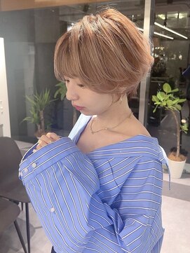 ファイブバイジエクト 堀江(FIVE by The Ect) 大人可愛いショート×似合わせカット×ミルクティーベージュ27