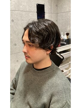 グロウヘアワークス(grow hair works) 刈り上げないスッキリセンターパート