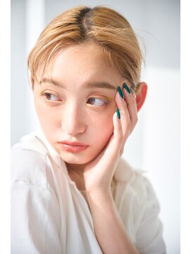 リトル 川越(little) センター分け切りっぱなしボブ