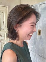 カムジーヘッド(COMEGHEAD)&nbsp;ブルーブラックブリーチグレージュ髪質改善トリートメント30代