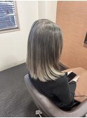 グラデーション ホワイトグレージュカラー