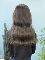 イコイ(ikoi)&nbsp;【YKR】シルバーグレージュ×ロングヘア