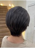 【Hitomi】ブリーチ１回グレーアッシュ×ハンサムショート