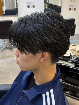 ヒュイル バイ ニアウ(Hwyl by Niau) MEN’S HAIR/ニュアンスパーマ/フェザーパーマ/伊勢崎