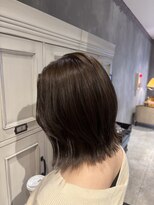 エスケープ トゥ ボナ(ESCAPE to bona.)&nbsp;レイヤーボブ×柔らかオリーブブラウン