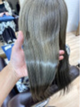 アンセム(Anthem) 【人気のN.カラー＋TOKIOトリートメント】　透明感、ツヤ感up