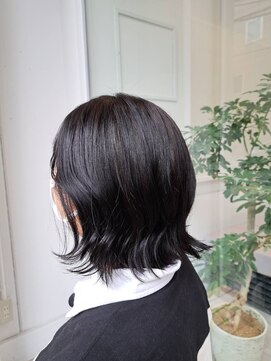 ラフランクリー(la frankly) 20代30代/くせ毛カバー/透明感ショート/ツヤ髪