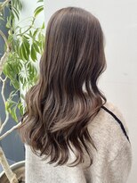 艶トリートメントロング巻き髪アレンジブラウンカラー