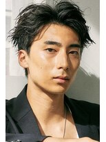 ノイ(noi)&nbsp;センターパートニュアンスパーマ刈り上げツーブロックメンズヘア