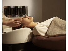 極上のヘッドスパで贅沢なひとときを《ESRESSIMOエステシモ》