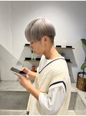 ホワイトベージュ ナチュラルマッシュ ブリーチカラー 眉毛