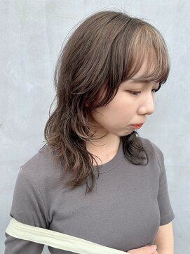ラヴィズム 長岡店(LUVISM) 明るめベージュミルクティーダブルカラーブリーチ長岡/新潟/宮関
