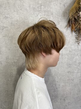 ムースヘアー(Muus hair) マッシュウルフ×プラチナブロンド