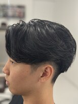 バース 梅田中崎町店(BIRTH)&nbsp;ニュアンスパーマセンターパートフェザーパーマ韓国メンズパーマ