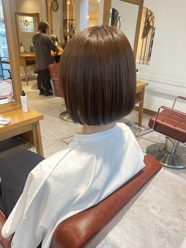 ルシュカイチマルニ(Rasca102) マロンベージュ/ブラウン/顔まわりカット/ボブ